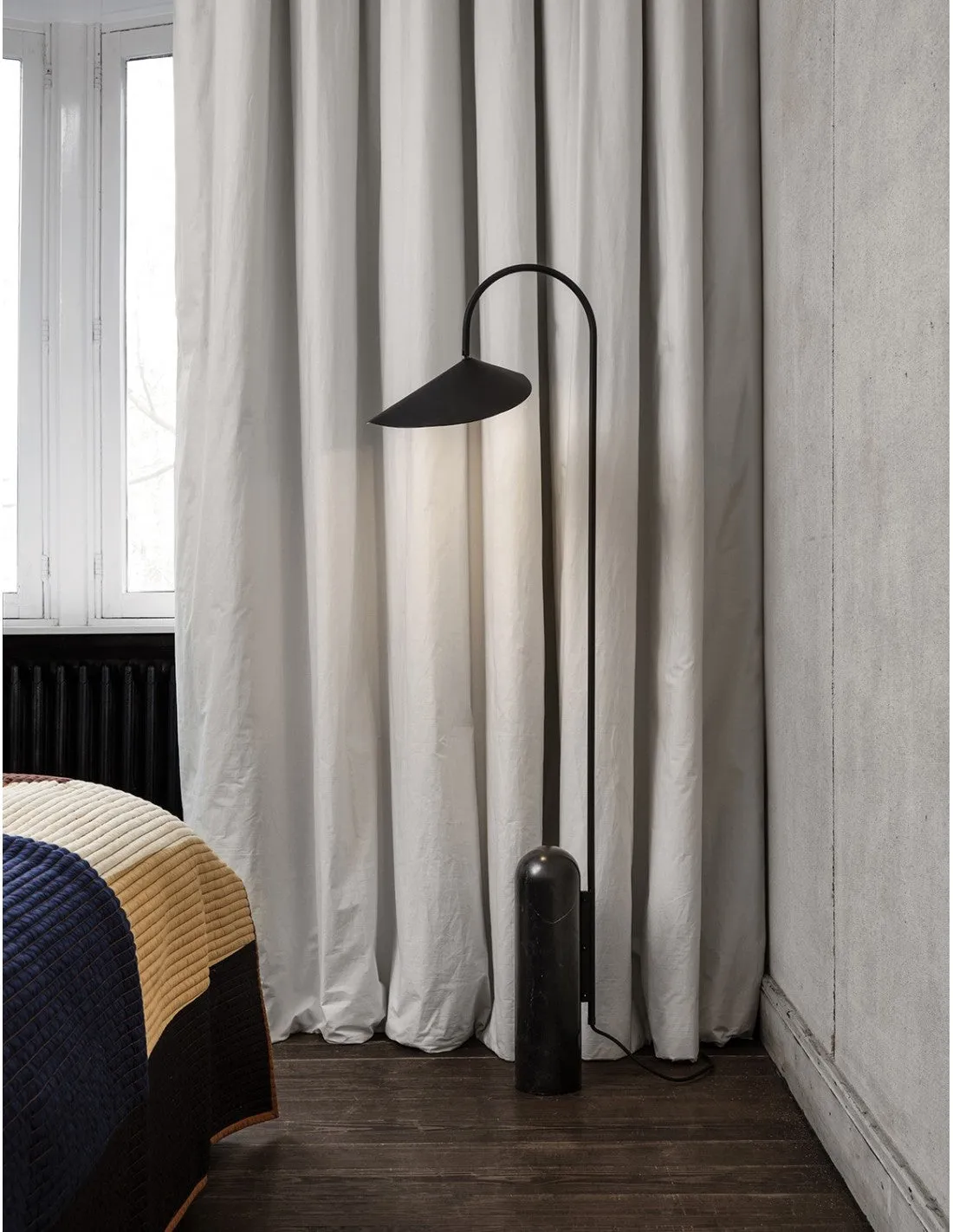 Arum Floor Lamp