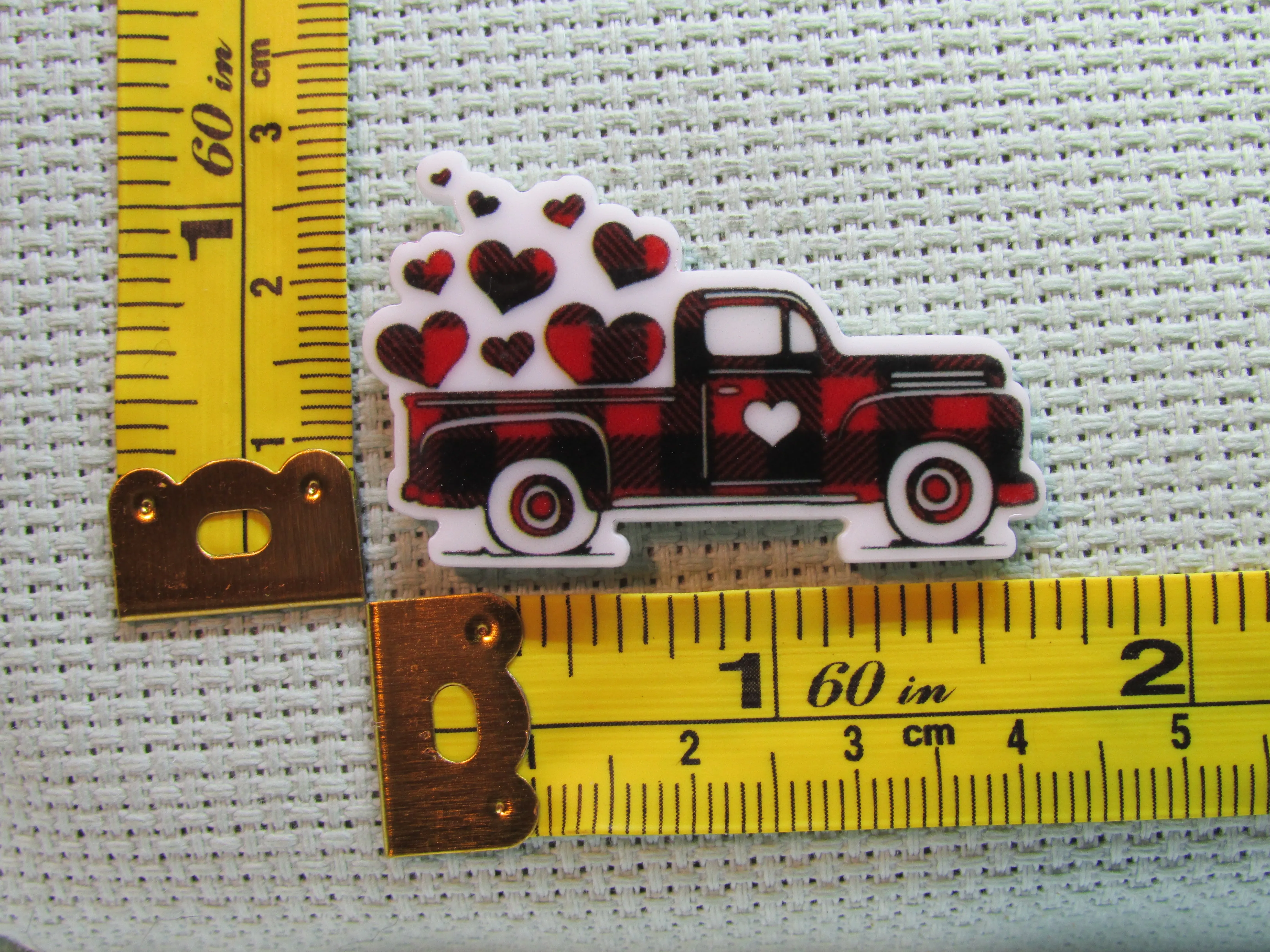 Black and Red Truck Full of Hearts Needle Minder, Cover Minder, Magnet