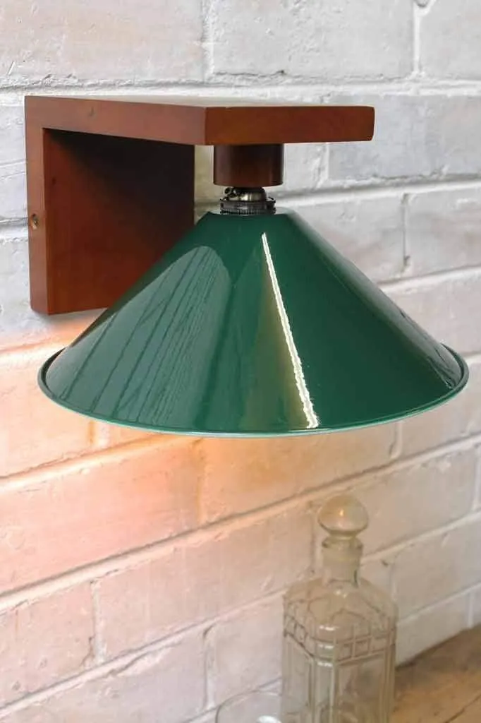 Cone Wood Wall Lamp