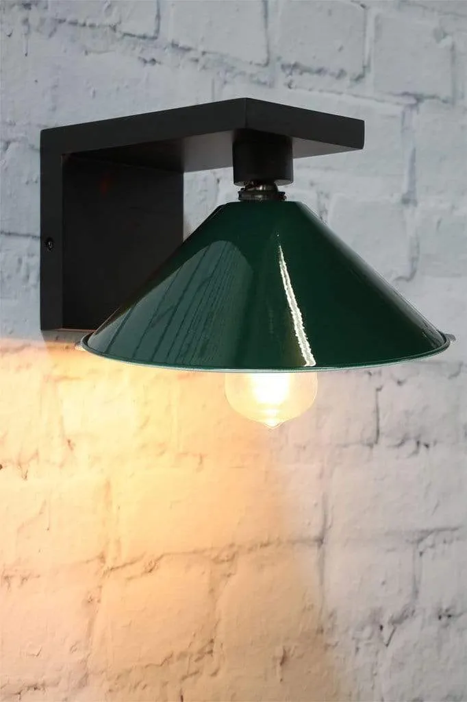 Cone Wood Wall Lamp