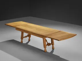 Guillerme & Chambron 'Pétrouille' Extendable Dining Table in Solid Oak