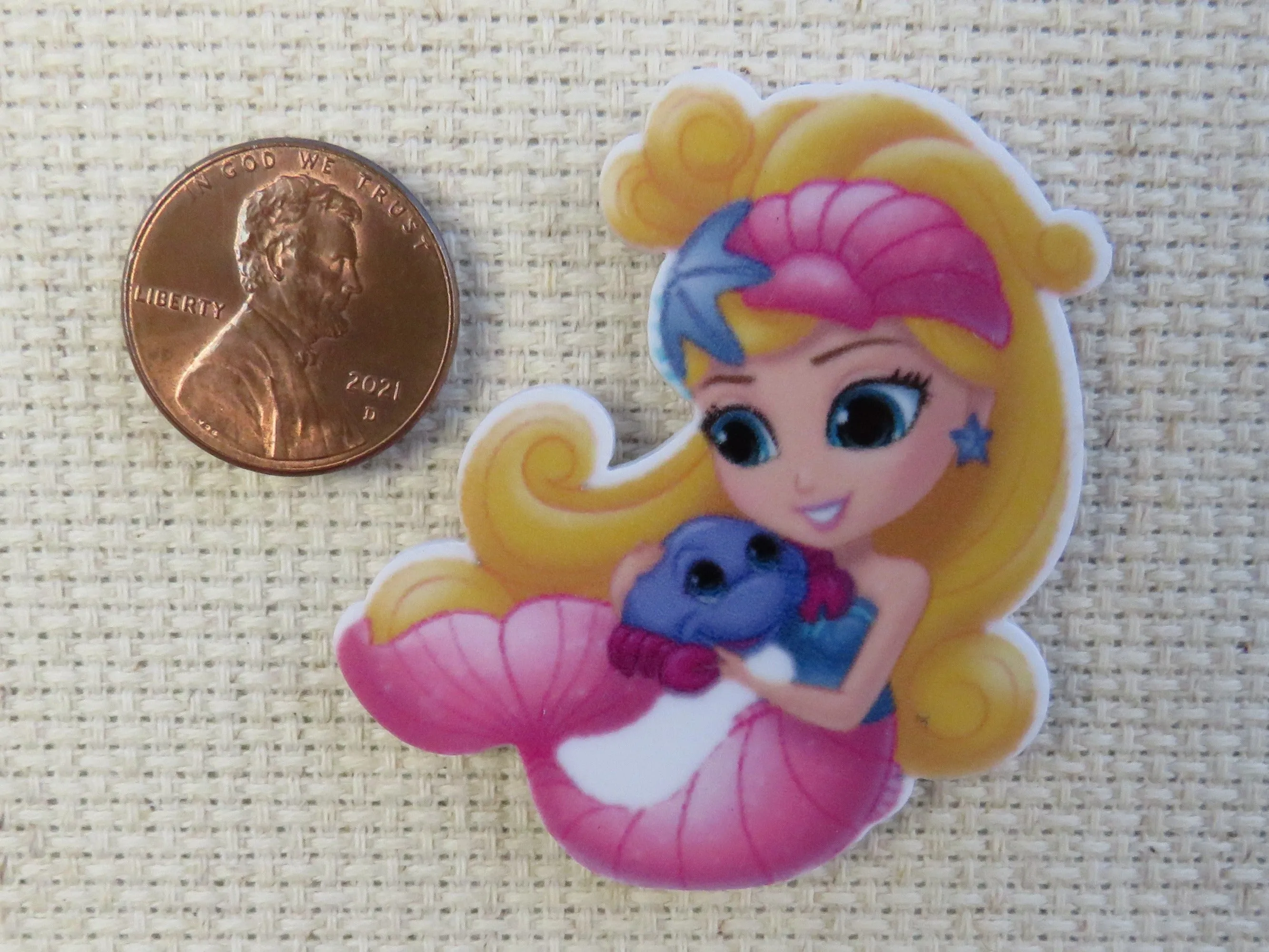 Pink Mermaid with a Crab Friend Needle Minder, Cover Minder, Magnet