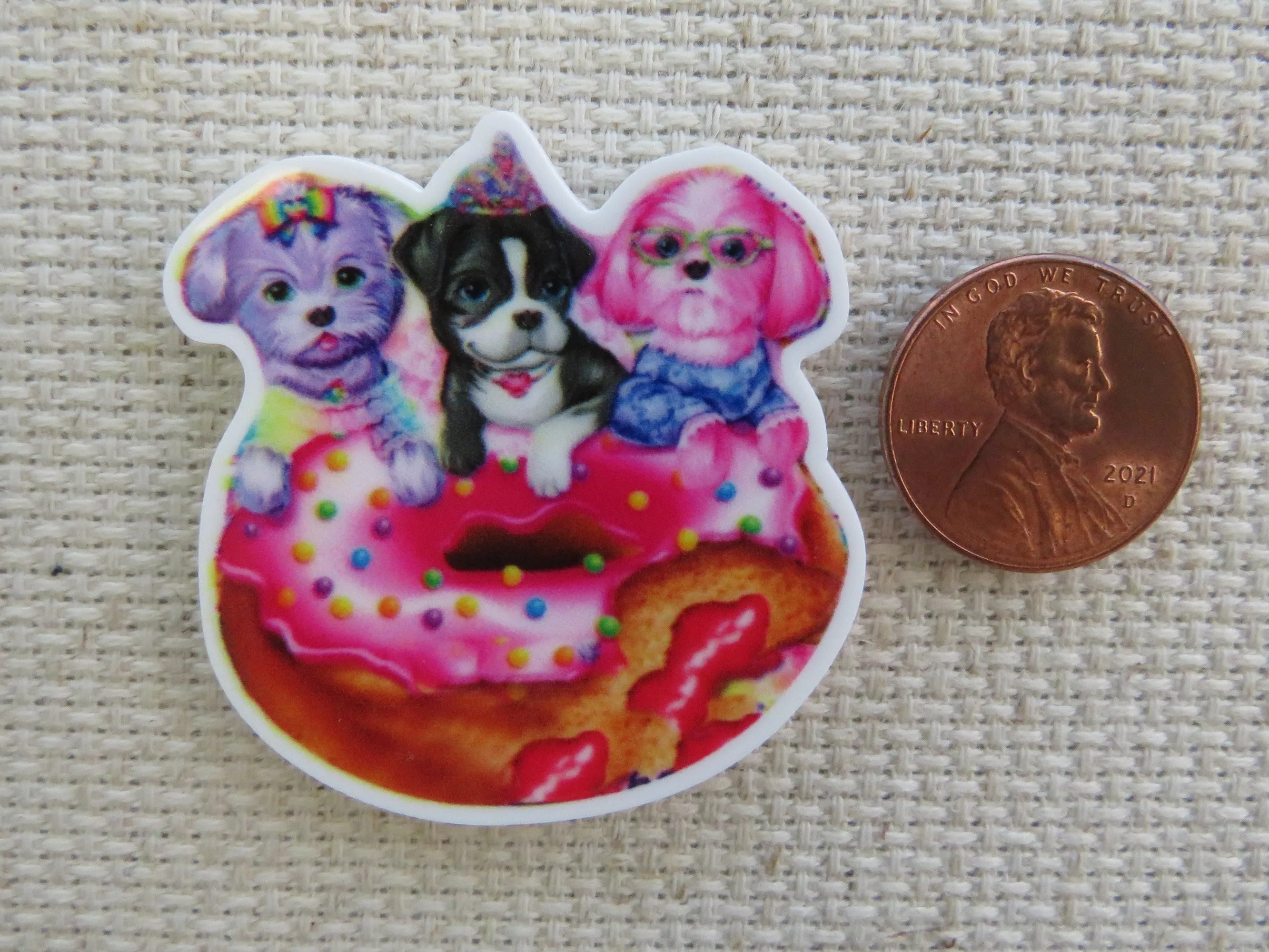 Puppies Eating a Donut Needle Minder, Cover Minder, Magnet