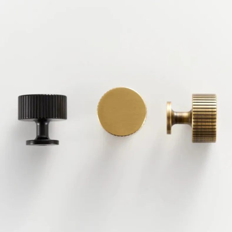 Ripple Texture Brass Knob