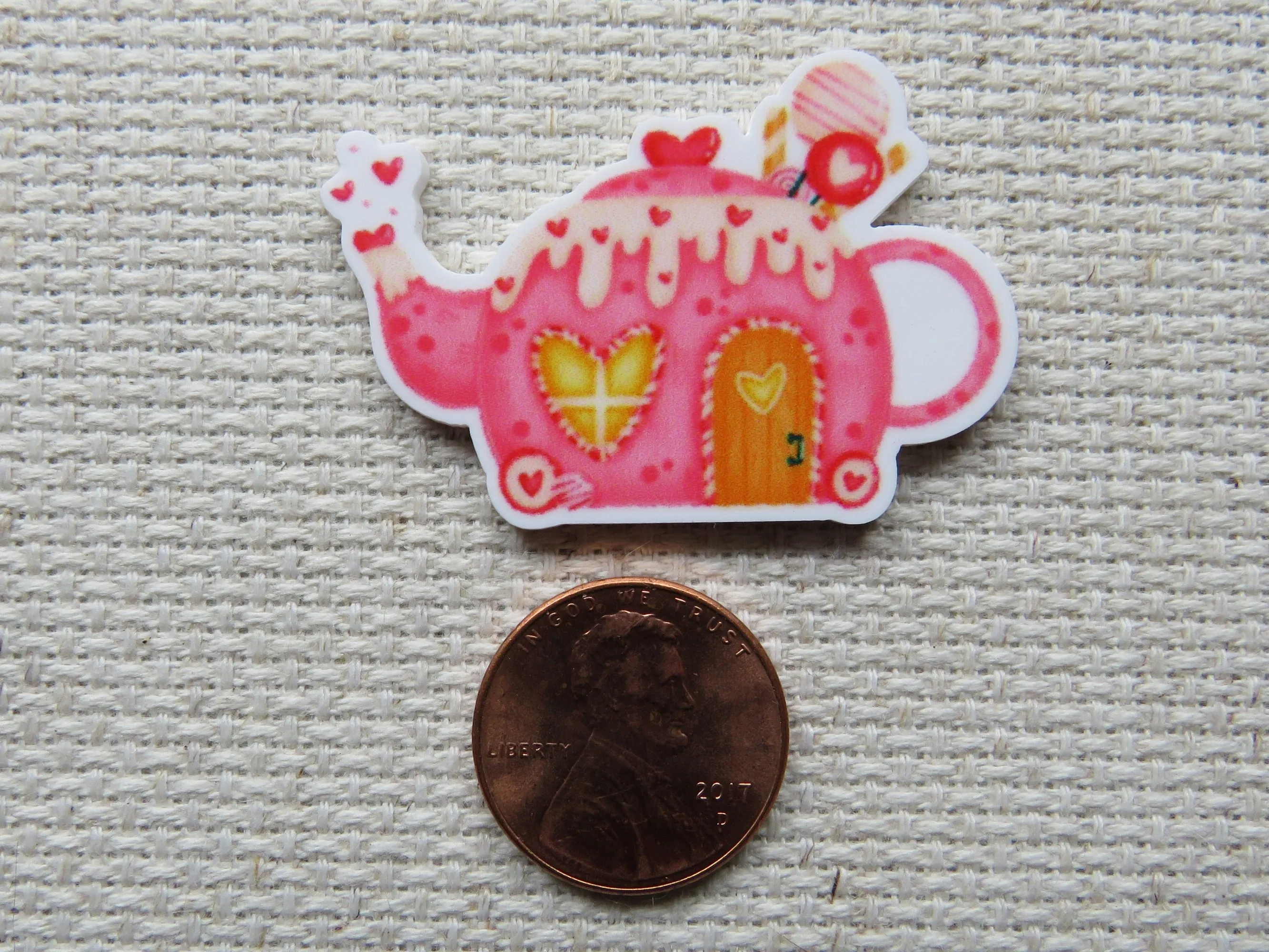 Teapot House Needle Minder, Cover Minder, Magnet