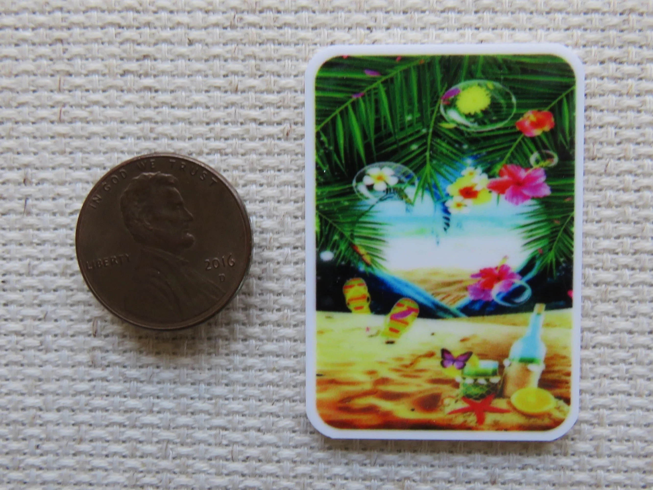 Tropical Beach Heart Needle Minder, Cover Minder, Magnet